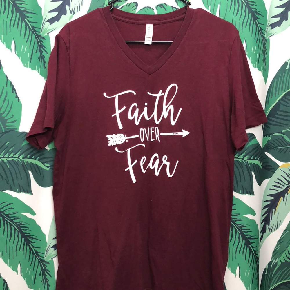 Faith Over Fear Graphic Unisex Tee Burgundy Maroon